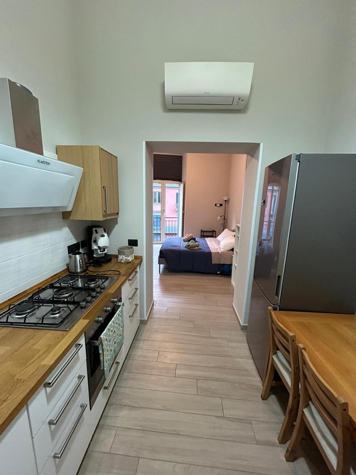 Cosy Domy Apartments Napoli Eksteriør billede